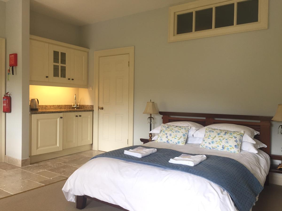 Crosshaven House Hotel ภายนอก รูปภาพ